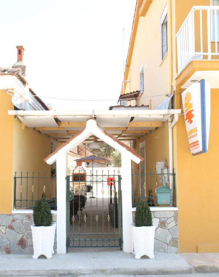 Lampias Apartments Keramotí Exterior foto